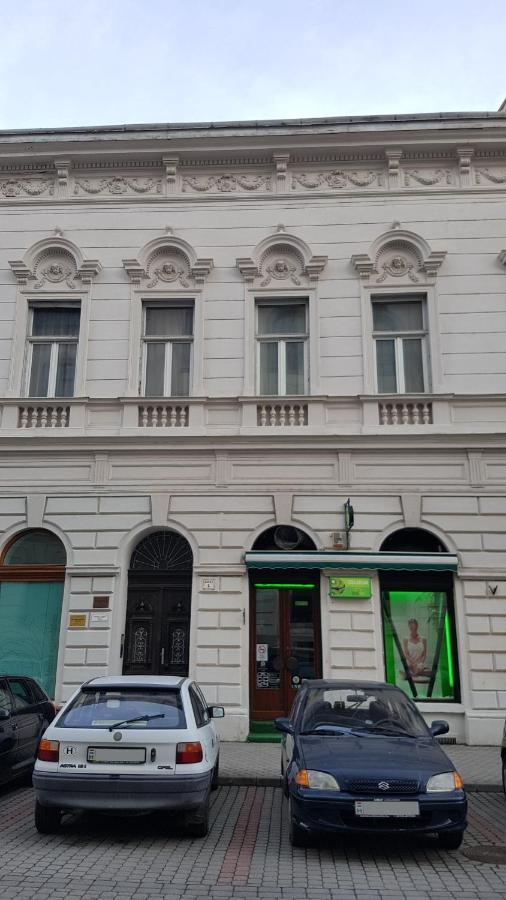 Boutique Apartman I Eger Exteriér fotografie